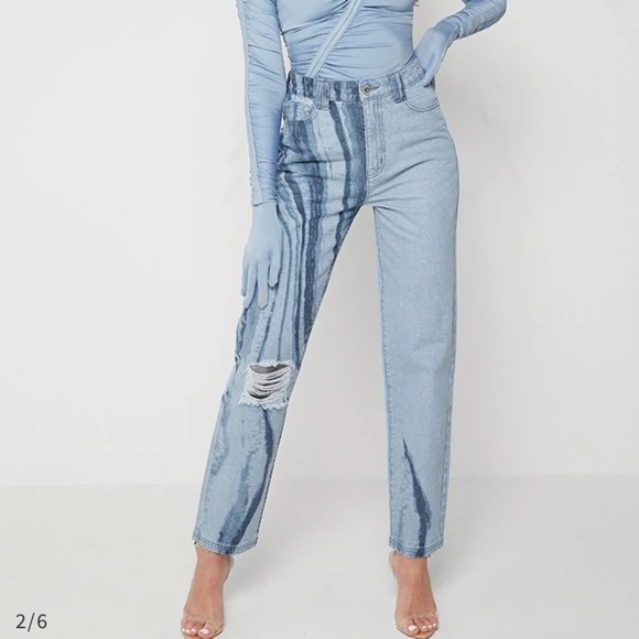 maniere de voir Denim - NWT Maniere de voir light blue marble Mom Jeans